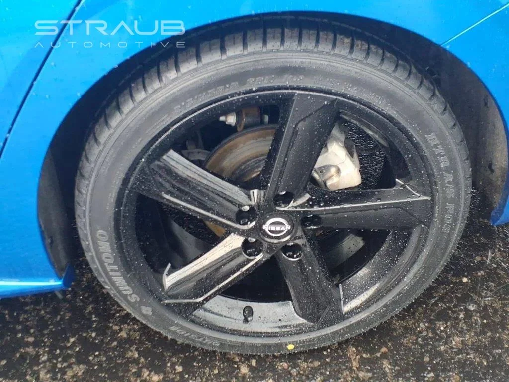 Used 2025 Electric Blue Metallic/Super Black Nissan SR image 12