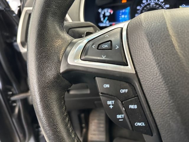Used 2015  Ford SEL image 23