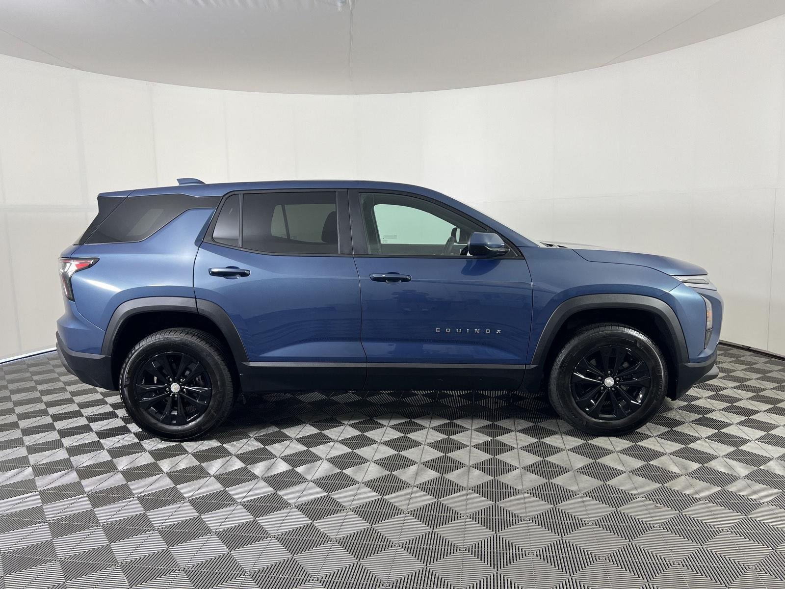 Used 2026 Lakeshore Blue Metallic Chevrolet AWD LT image 23