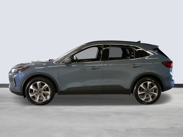 Used 2023 Vapor Blue Ford Platinum image 2