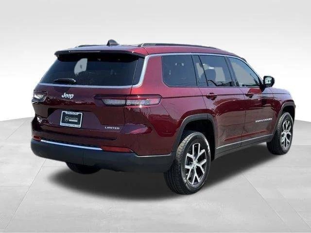 New 2025 Velvet Red Pearl-Coat Exterior Paint Jeep Limited image 8