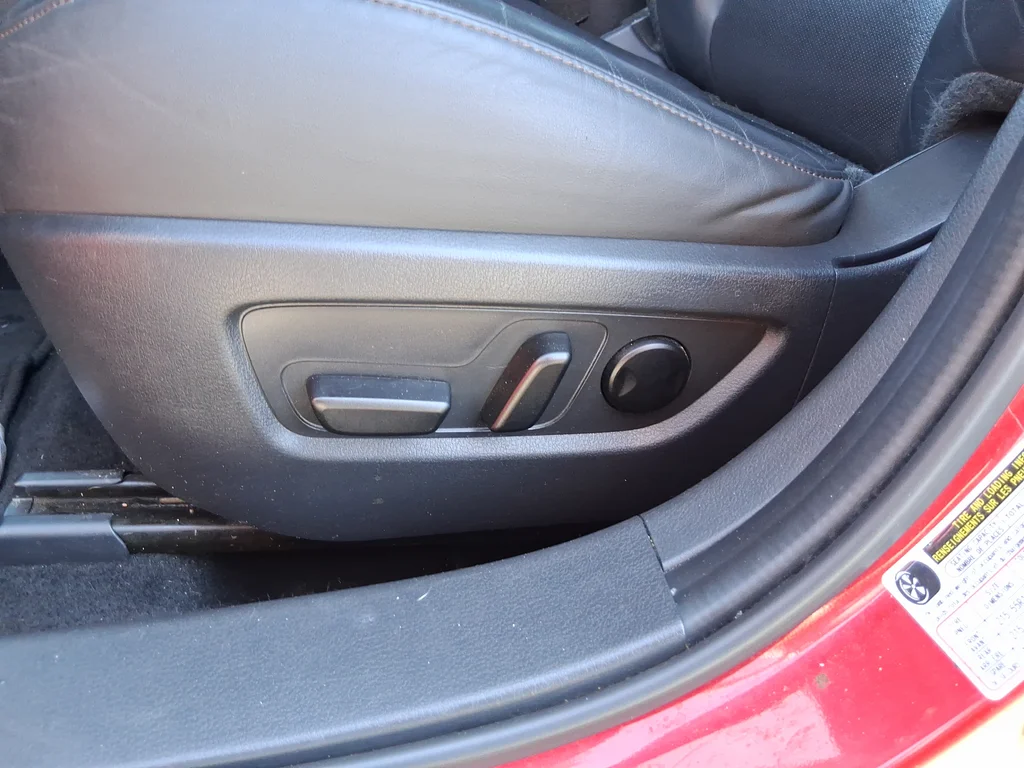 Used 2021 Red Mazda Turbo image 18