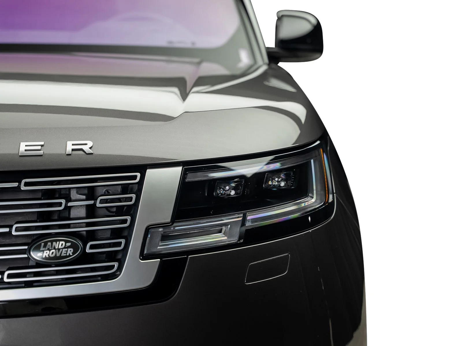 Used 2022 Green Land Rover First Edition image 4