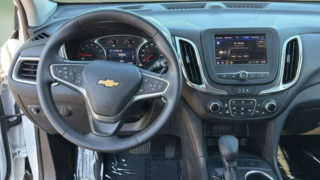 Used 2022 White Chevrolet LT image 10