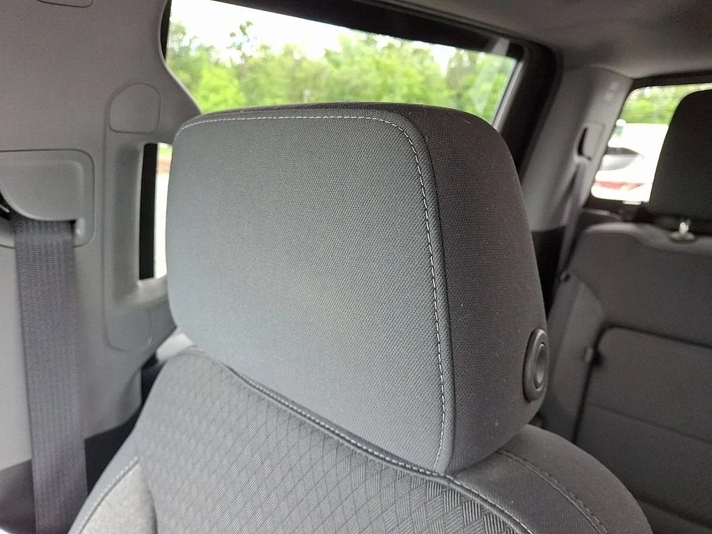 Used 2020 Silver Ice Metallic Chevrolet RST image 51