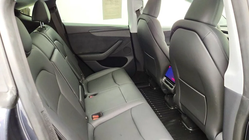 Used 2026 Stealth Grey Tesla Premium AWD image 27