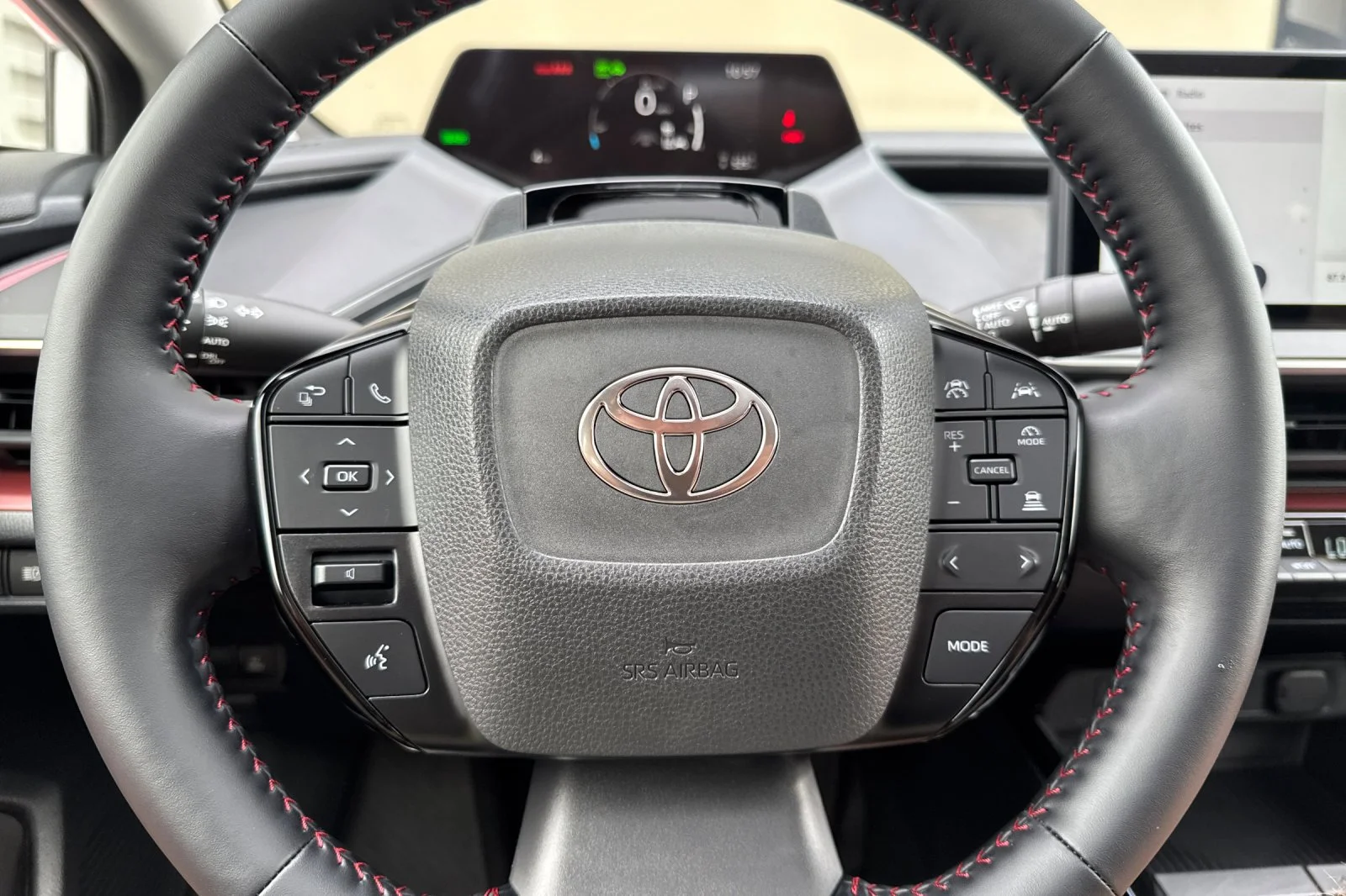 New 2026 Wind Chill Pearl <sup>1</sup> Toyota  XSE image 20