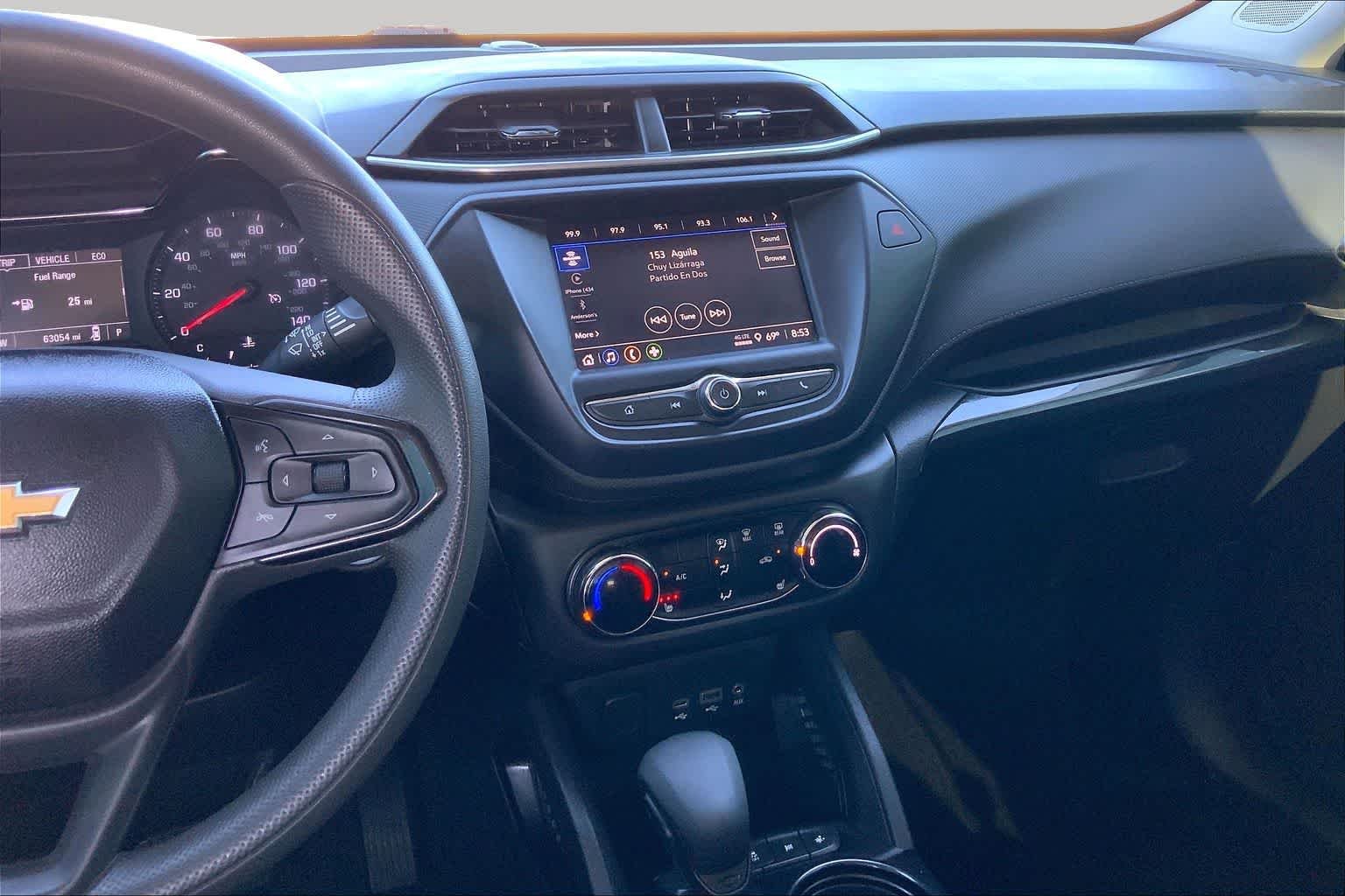 Used 2022 Summit White Chevrolet LT image 7