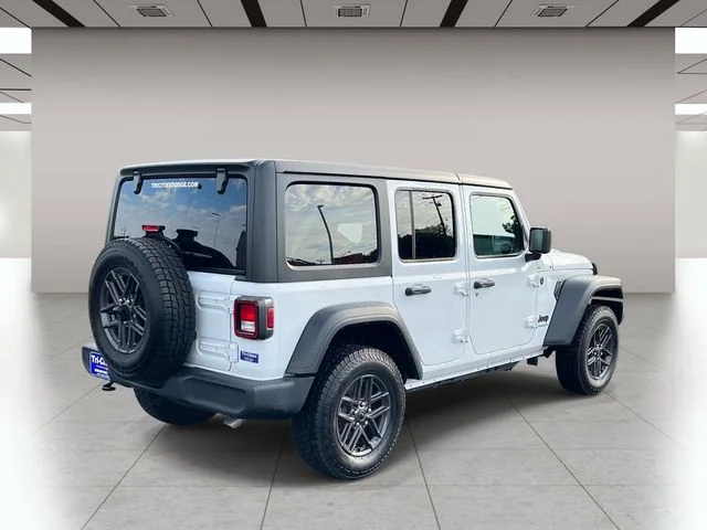 Used 2025 White Jeep Sport S image 3