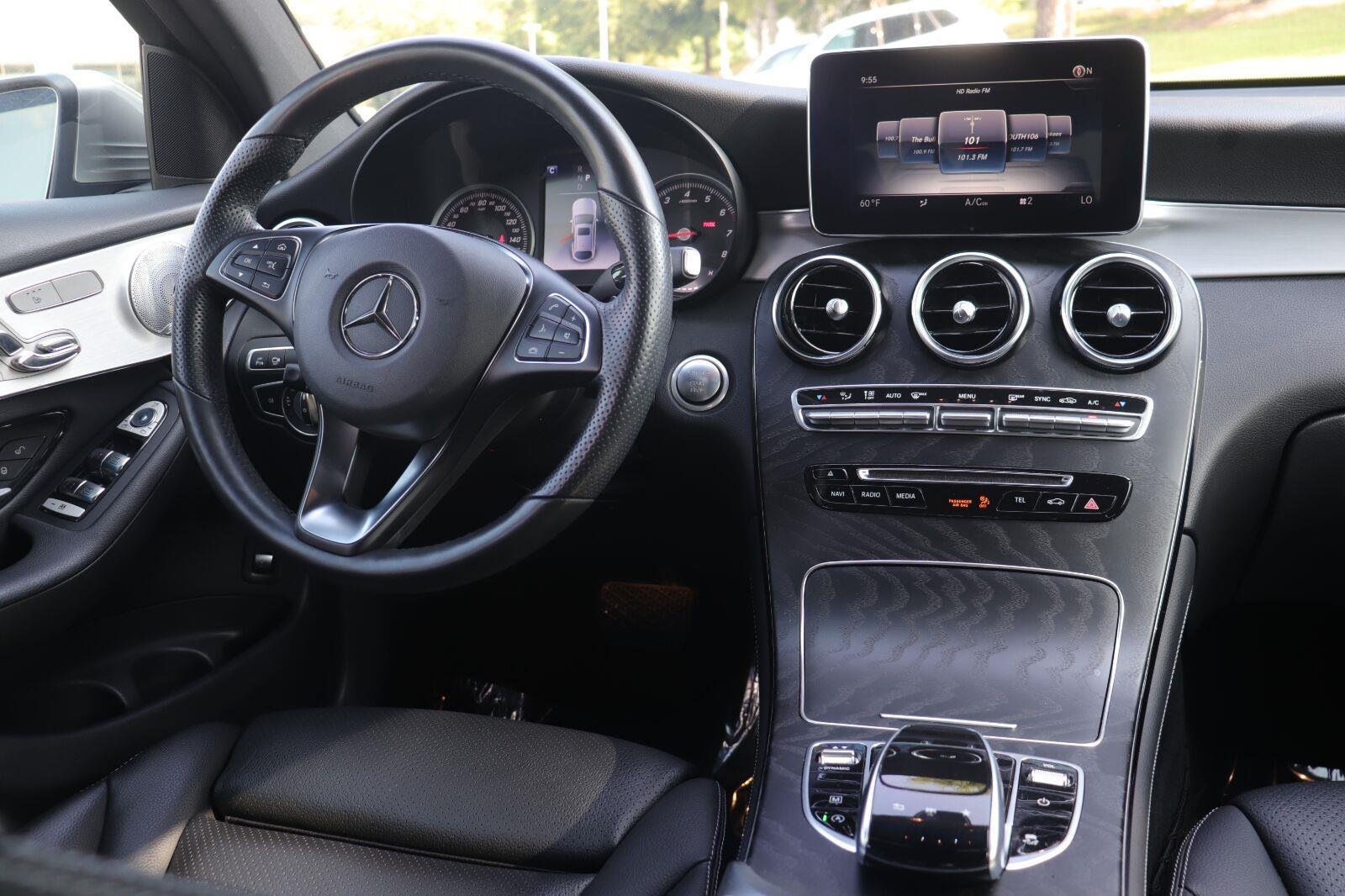 Used 2019 Mojave Silver Metallic Mercedes-Benz GLC 300 image 23