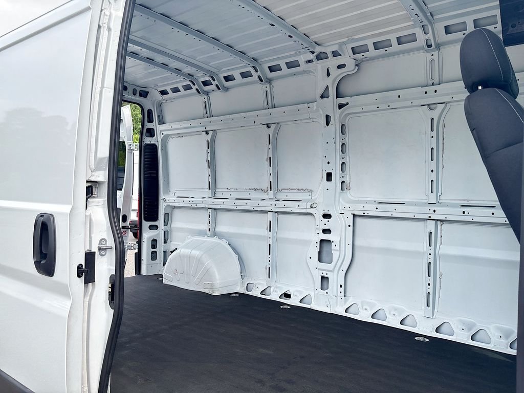 Used 2023 White Ram High Roof image 19