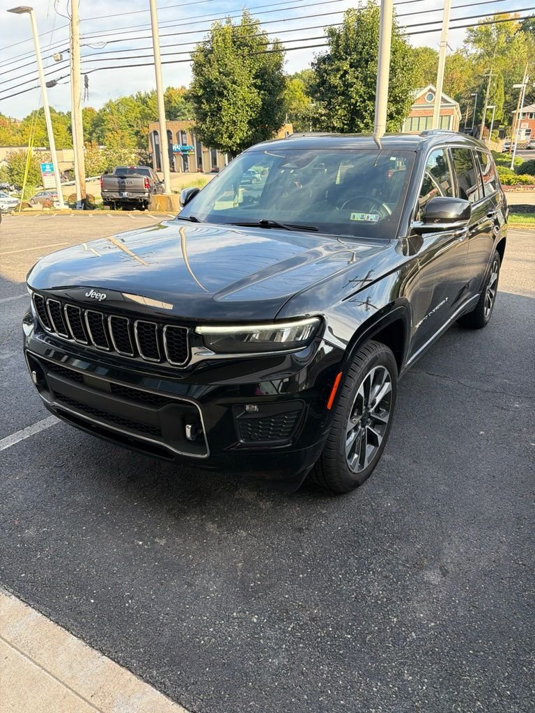 Used 2022 Black Jeep Overland image 14