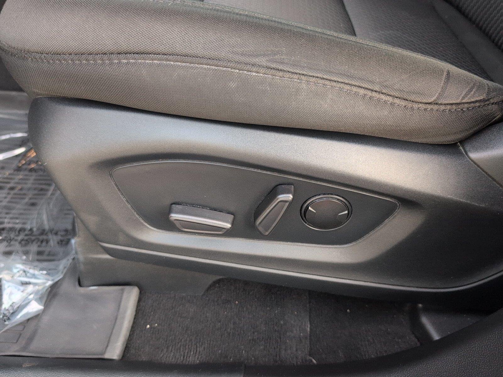 Used 2023 Star White Metallic Tri-Coat Ford XLT image 13