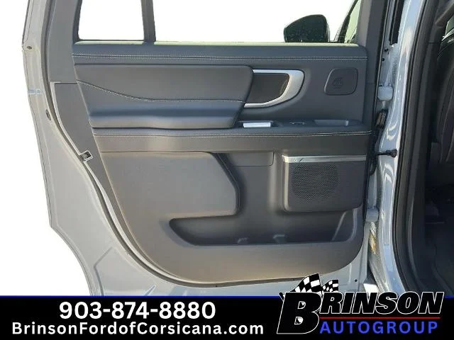 New 2027 Glacier Gray Metallic Tri-Coat Ford MAX Platinum image 27
