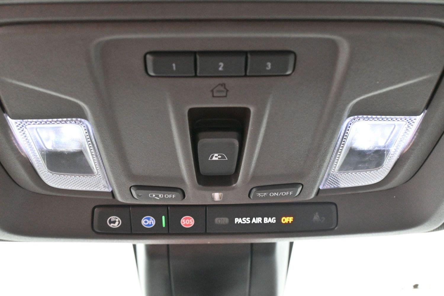 Used 2020 SUMMIT WHITE GMC SLT image 27