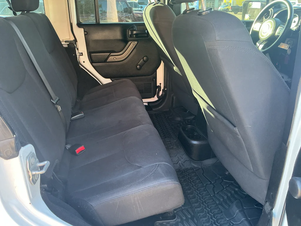 Used 2017 Bright White Clearcoat Jeep Sport image 13