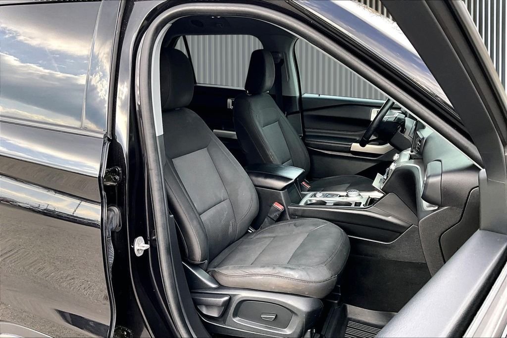 2022 Ford Explorer XLT - Photo 8