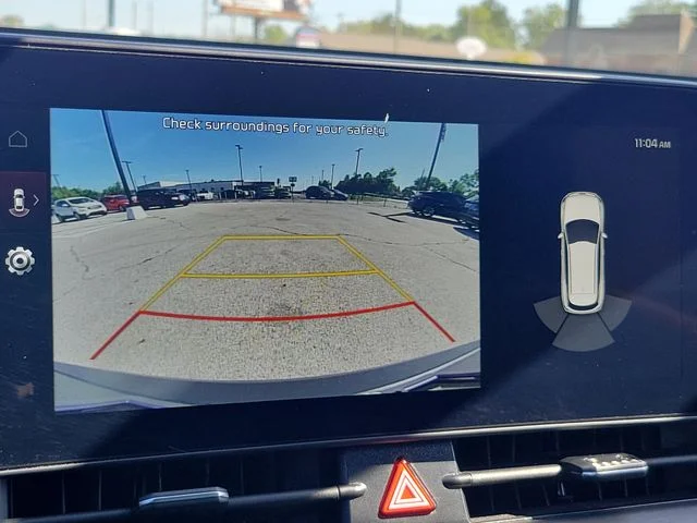 Used 2024 White Kia X-Pro image 30