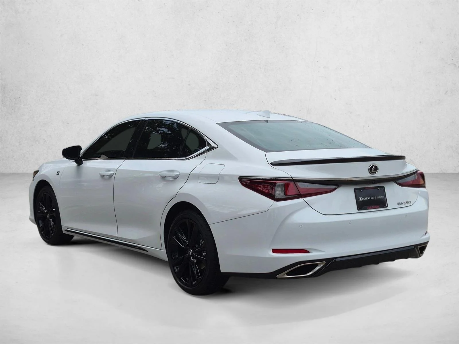 Certified Used 2025 Ultra White Lexus F SPORT HANDLING image 12
