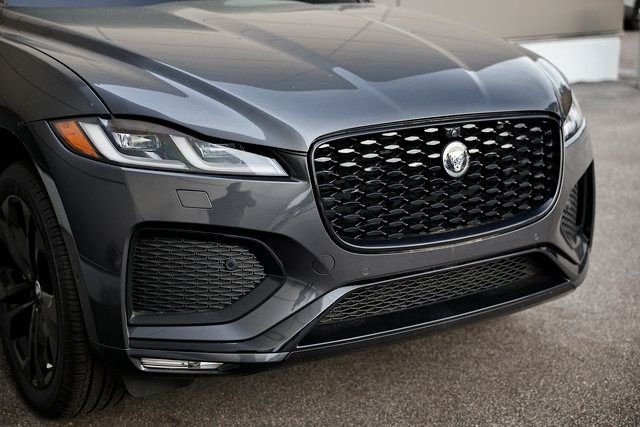 2026 Jaguar F-Pace R-Dynamic S - Photo 8