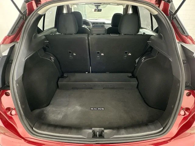 Certified Used 2021 Red Nissan SR image 23