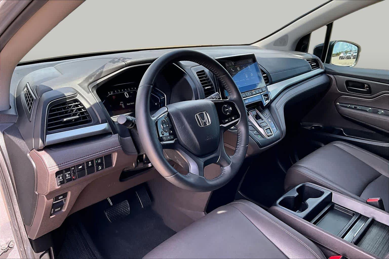Used 2019 Lunar Silver Metallic Honda EX-L image 18
