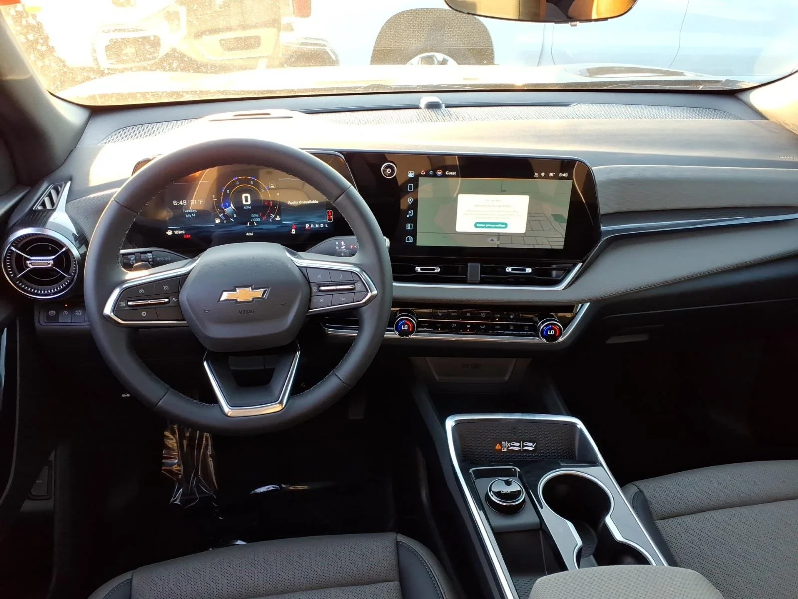 2027 Chevrolet Equinox LT - Photo 12