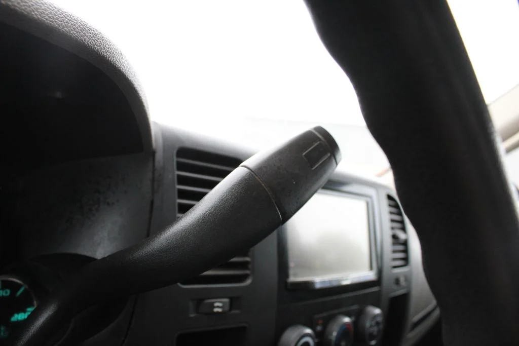 Used 2012 White Chevrolet LS image 11