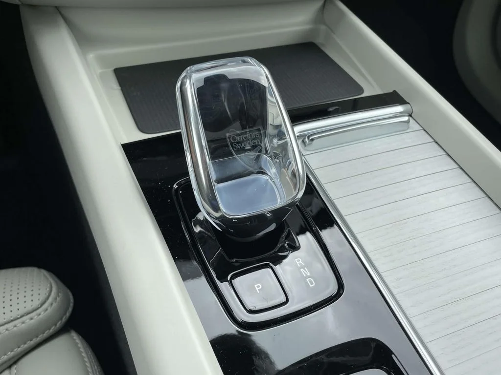 2026 Volvo XC60 Ultra - Photo 23