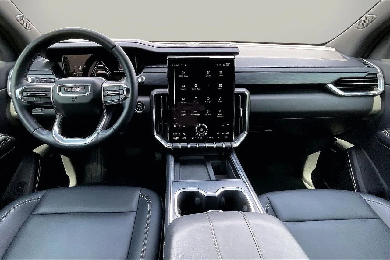 Certified Used 2025 Silver GMC Elevation image 15