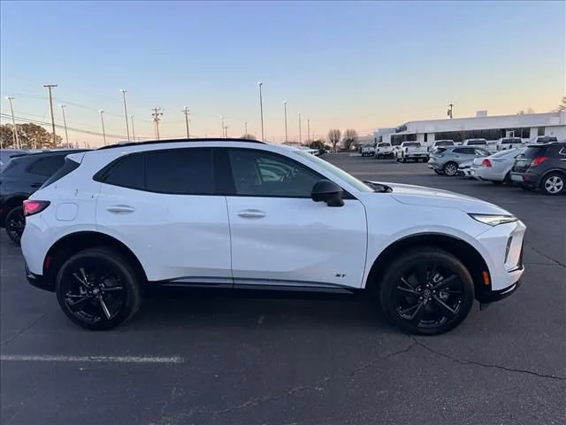 2026 Buick Envision Sport Touring - Photo 11
