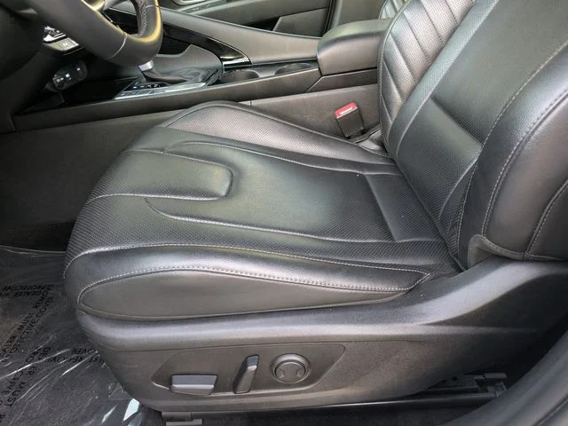 Used 2025 White Hyundai Limited image 18
