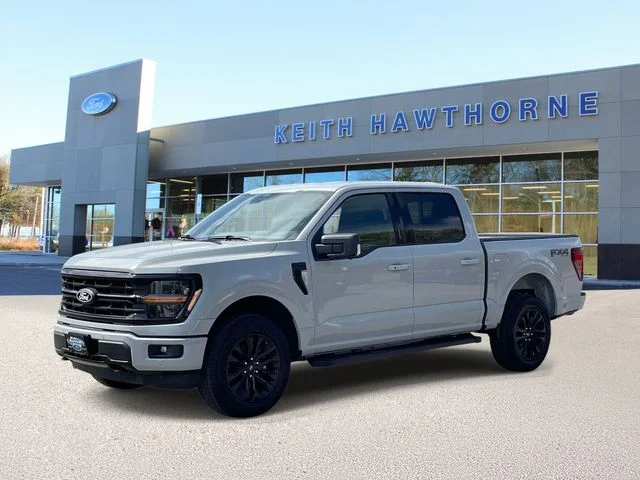 New 2026 White Ford XLT image 3