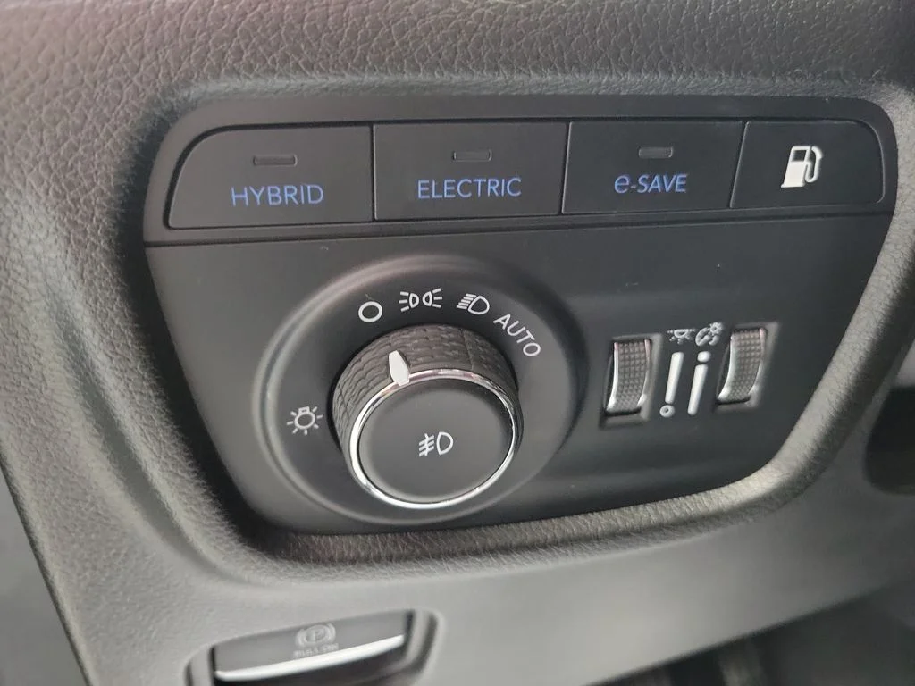 Certified Used 2022 Gray Jeep Summit 4xe image 41