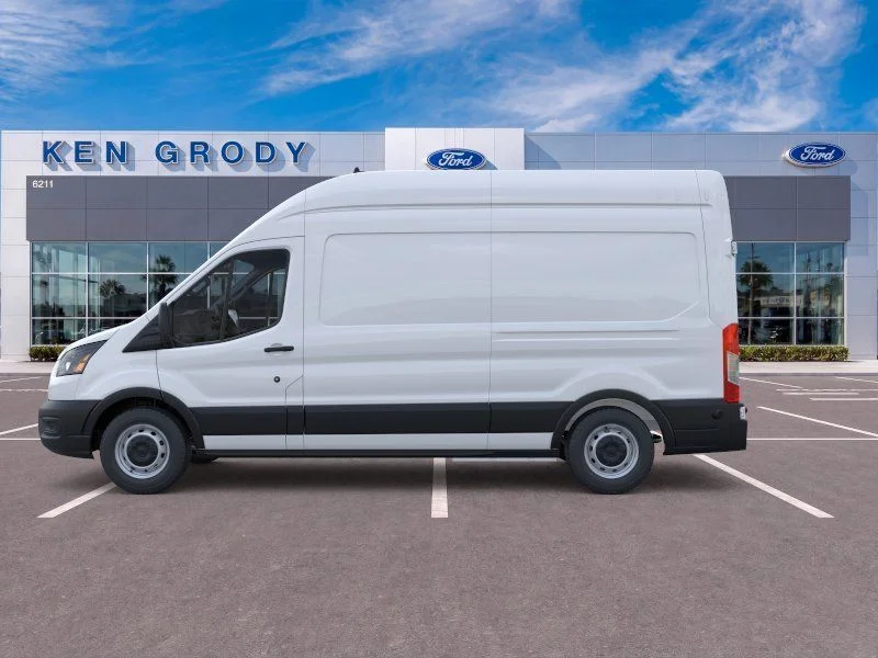 New 2026 White Ford Base image 15