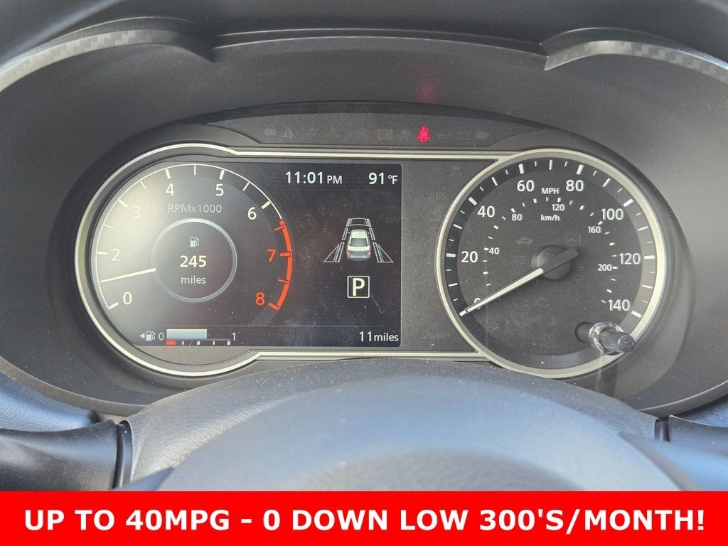 2025 Nissan Versa Sedan SV - Photo 17