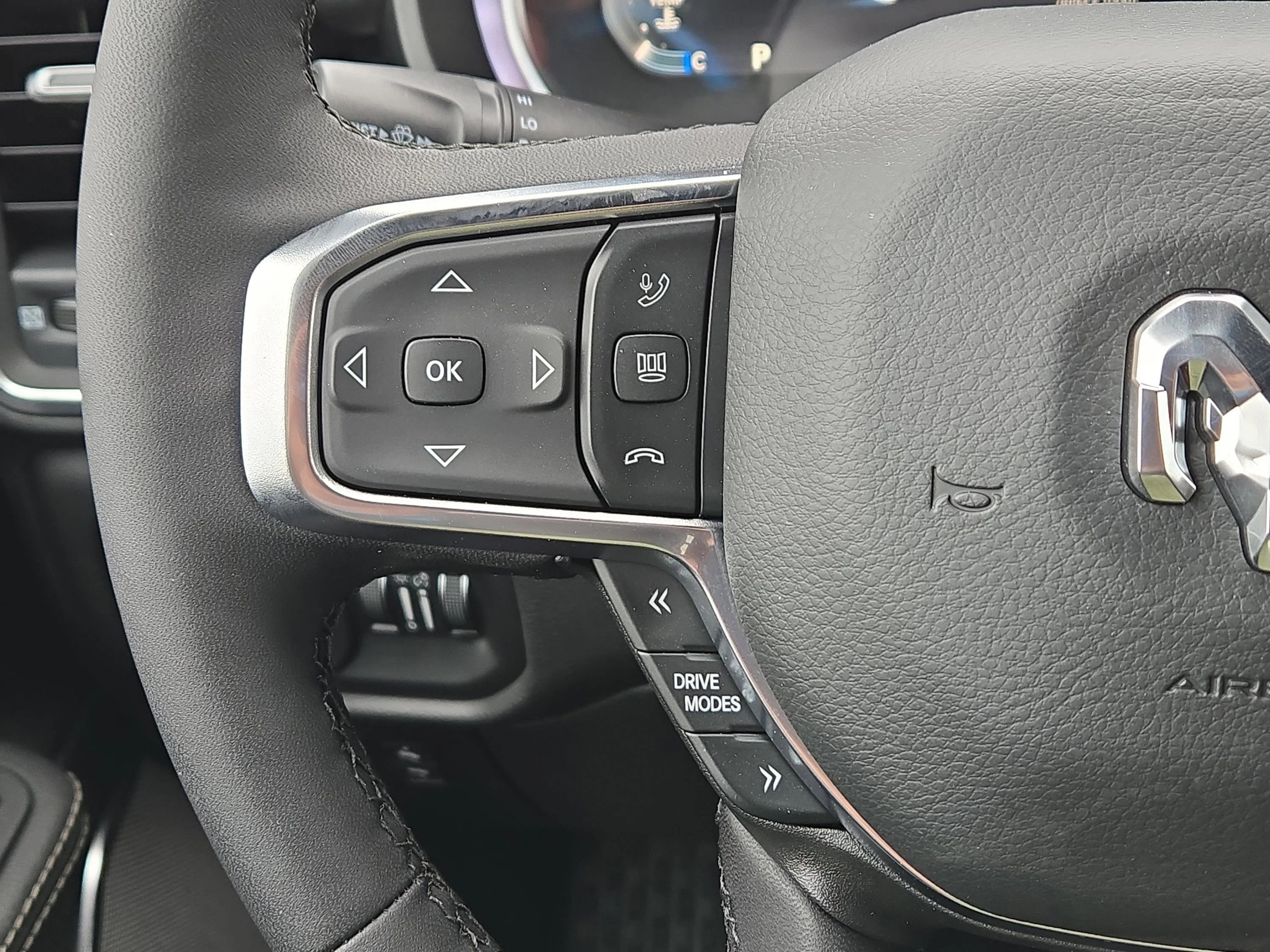 2026 RAM 1500 Laramie - Photo 24