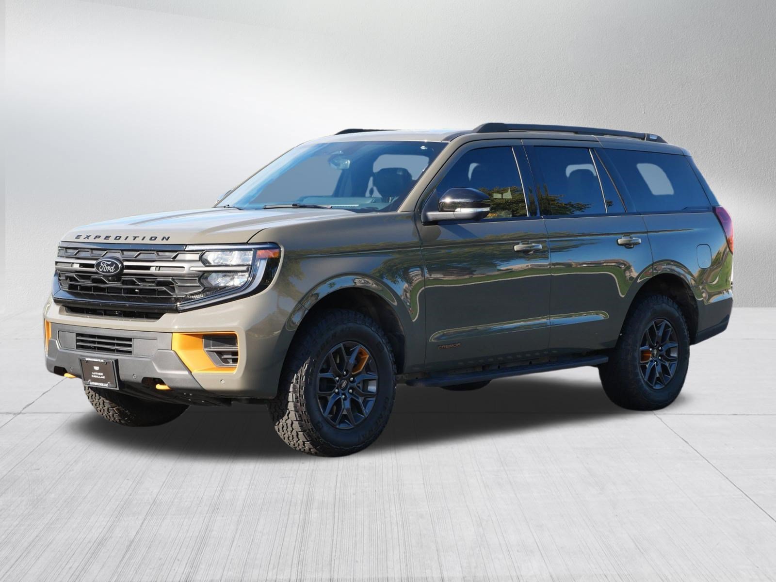 Used 2025 Ford Expedition Tremor with VIN 1FMJU1RG4SEA74425 for sale in Vadnais Heights, Minnesota