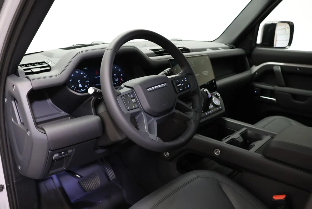 2026 Land Rover Defender X-Dynamic SE - Photo 29