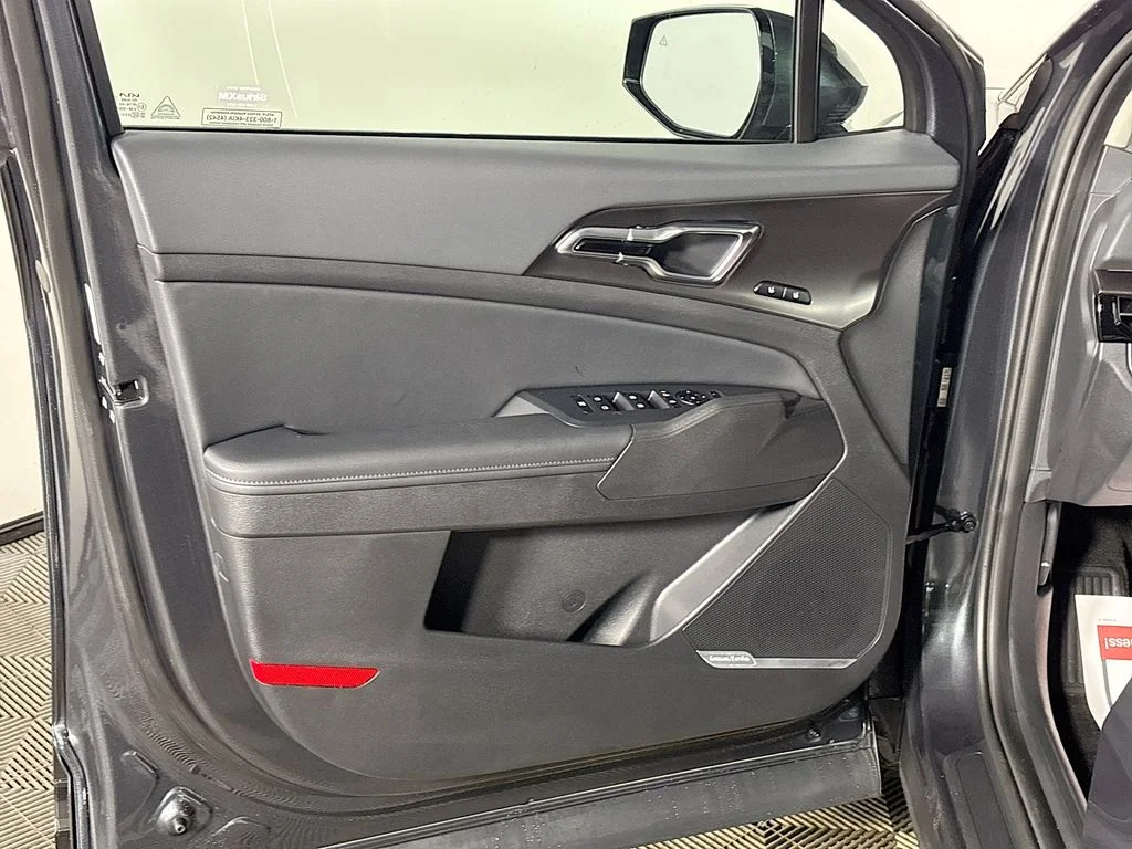 New 2026 Gravity Gray Kia SX Prestige image 10