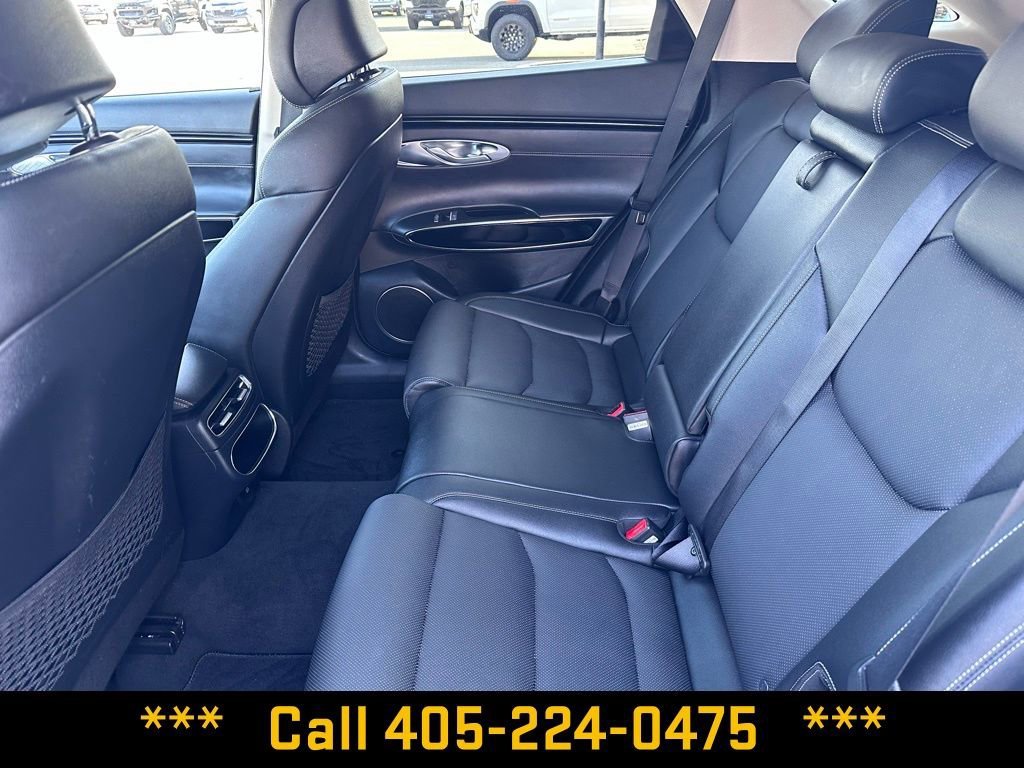 2025 GENESIS GV70 Standard - Photo 15