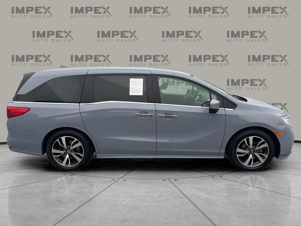 Used 2023 Blue Honda Touring image 6