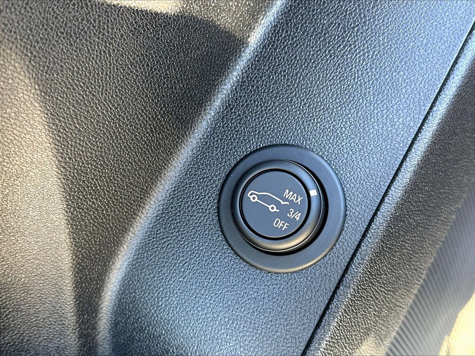 Used 2019 Blue Metallic Chevrolet LT image 40