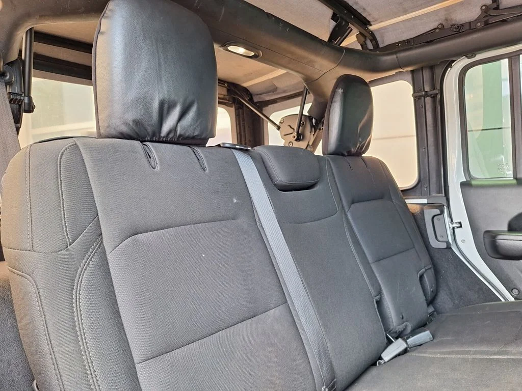 Used 2018 White Jeep Unlimited Sport S image 30