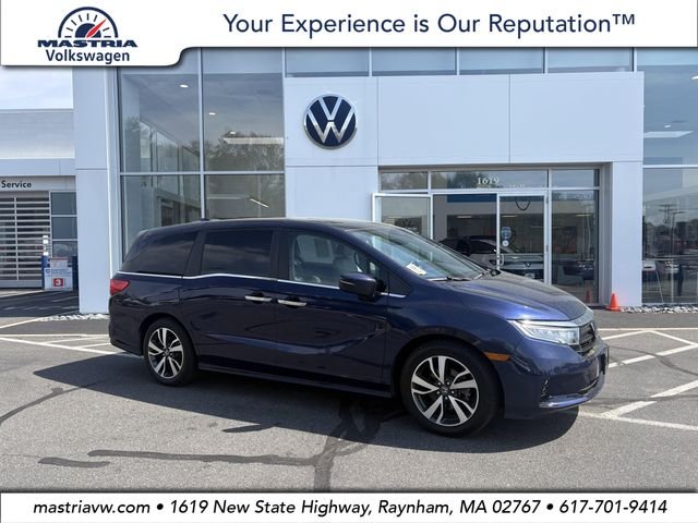 2023 Honda Odyssey Touring's photo
