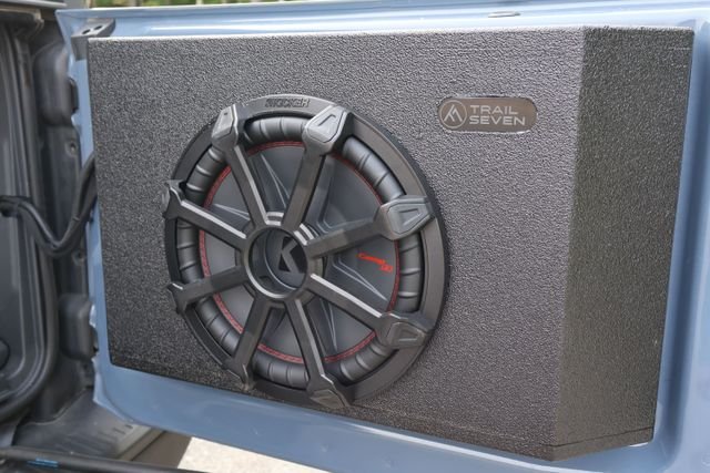 Used 2024 Gray Ford Everglades image 18