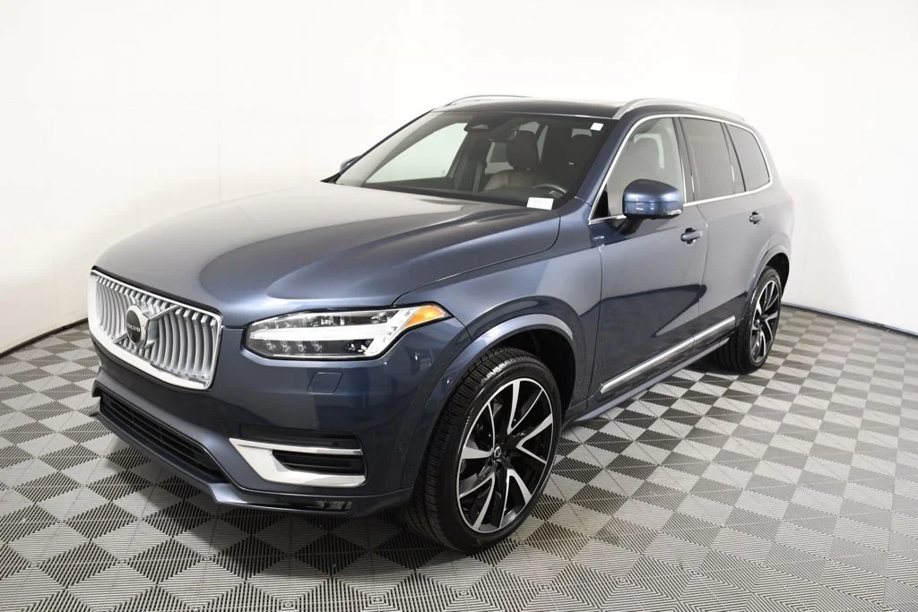 2023 Volvo XC90 B6 Plus 7-Seater 4WD's photo