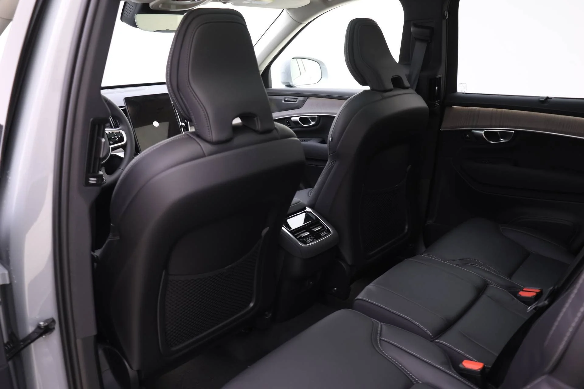 New 2026 Gray Volvo B6 Ultra image 13