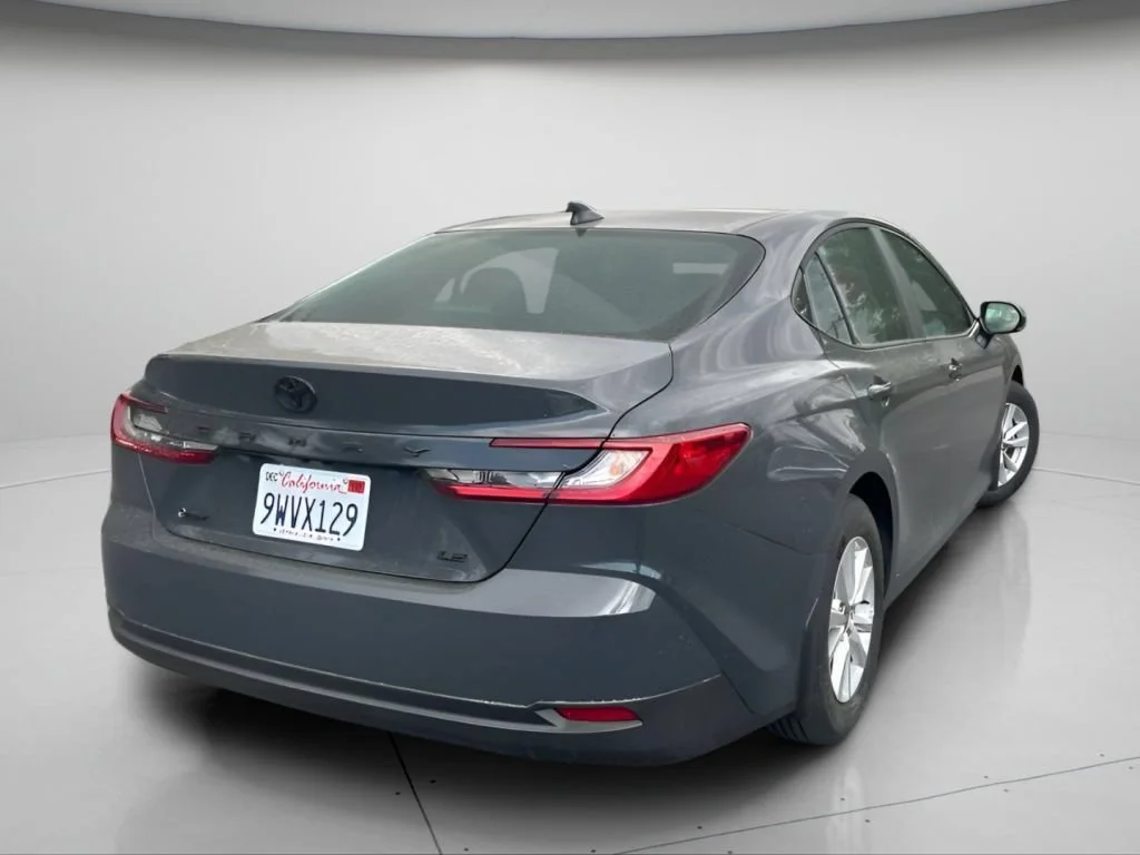 Used 2026 Underground Toyota LE image 5