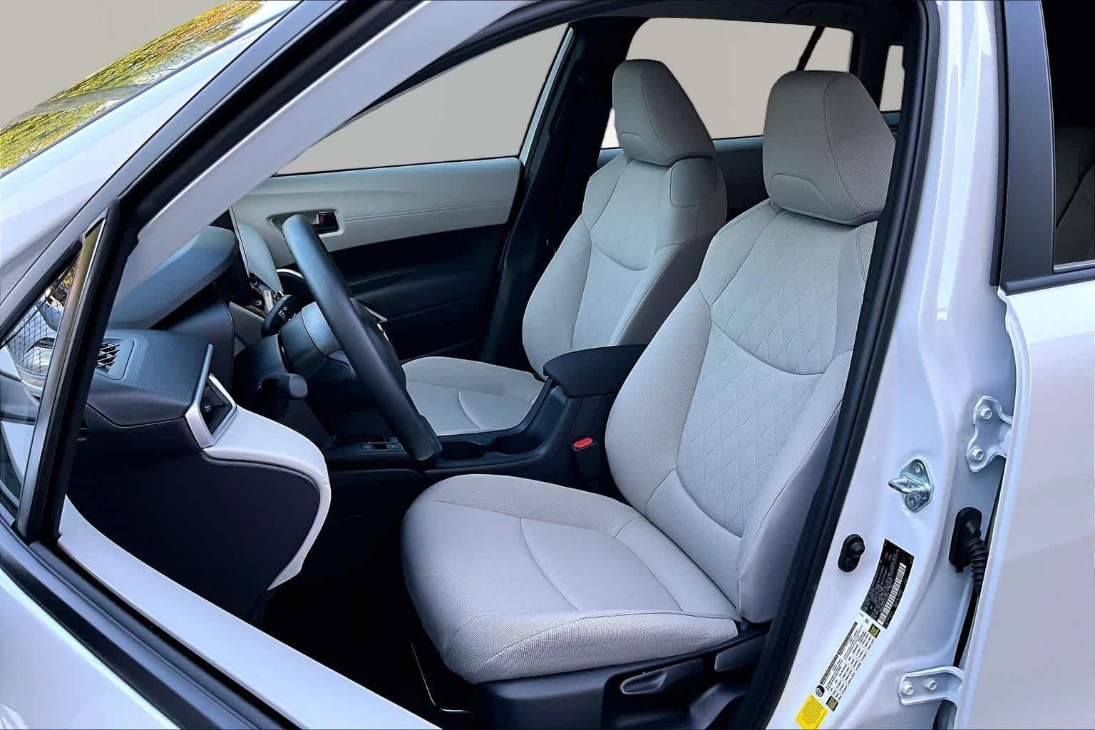 Certified Used 2026 Wind Chill Pearl Toyota L image 8
